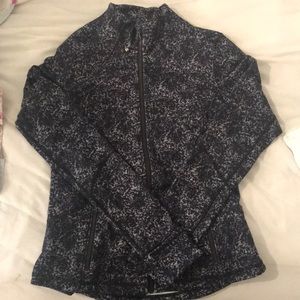 Lulu lemon jacket size 12